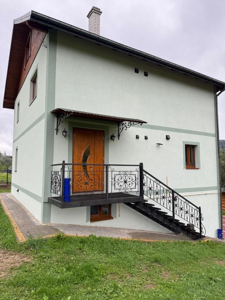 Золота Рибка Villa Slavske Ngoại thất bức ảnh
